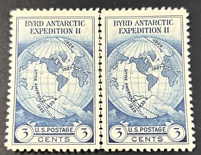 United States #753 Vertical Line Pair